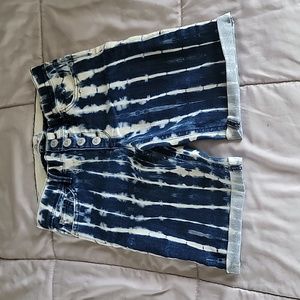 Girl's Jordache Bermuda Length  Stretch Shorts, Blue/White Tie Dye, Size 10